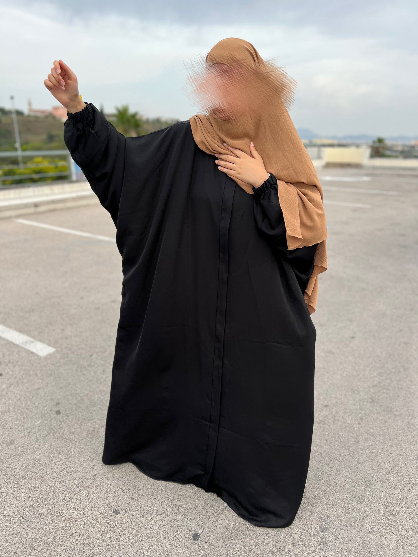 Abaya Tesnim noir (nidha)